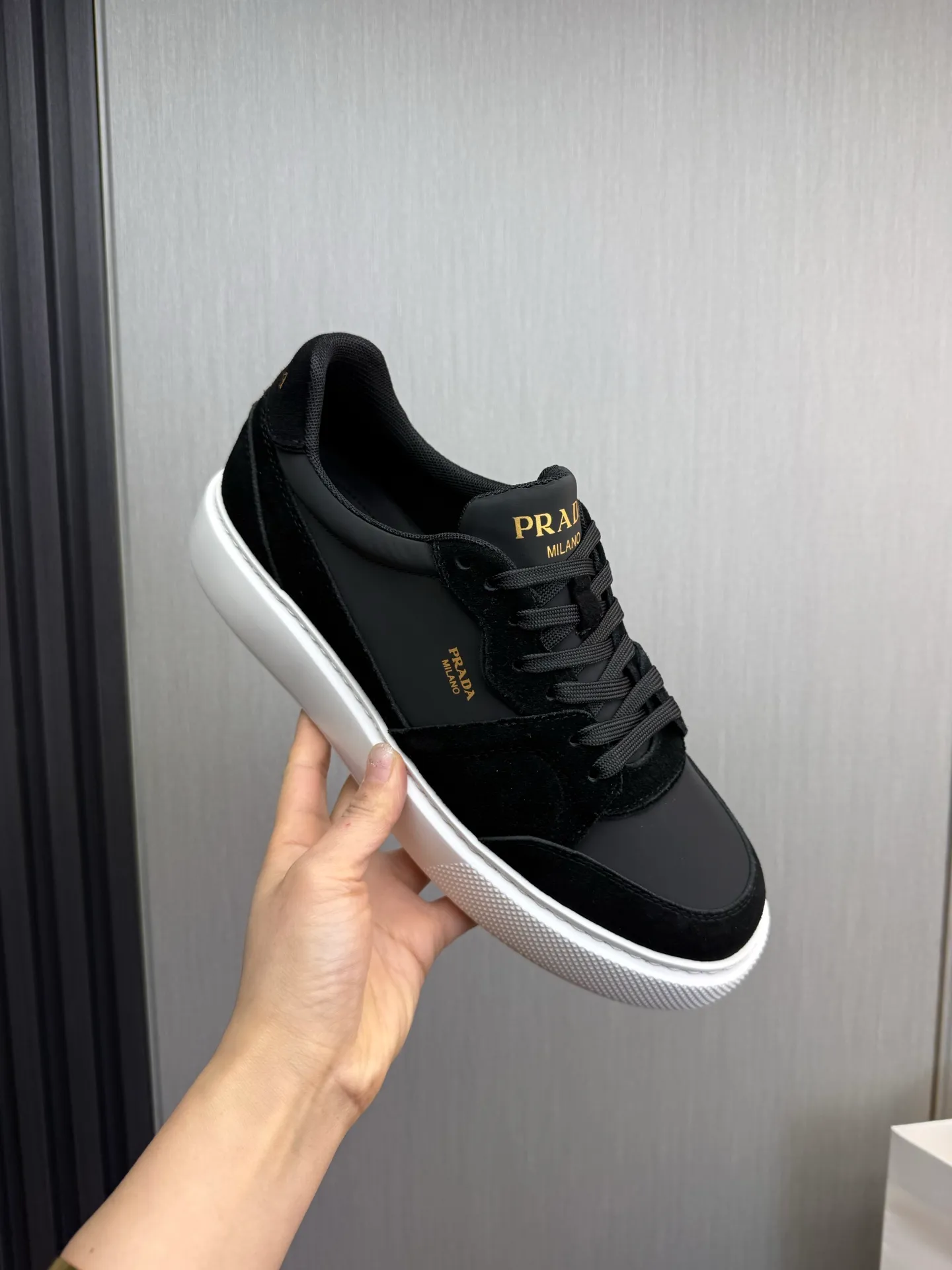 Factory price 560💰 [PRADA] Men’s shoes are popular in the counter, official website is synchronized, 1 high-quality shipment ✔️Original cowhide + cowhide lining, 1🆚1 replica, original sole, 38-45 (45 customized, non-refundable)